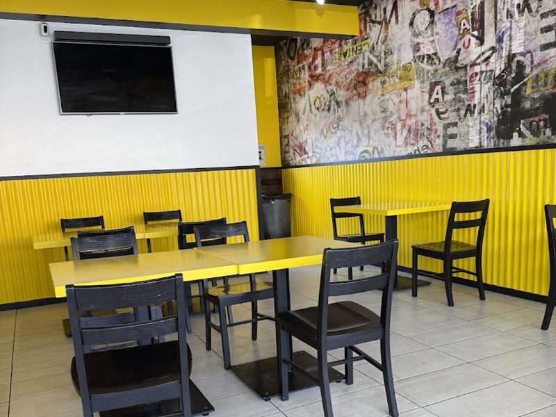 Curbgrill interior
