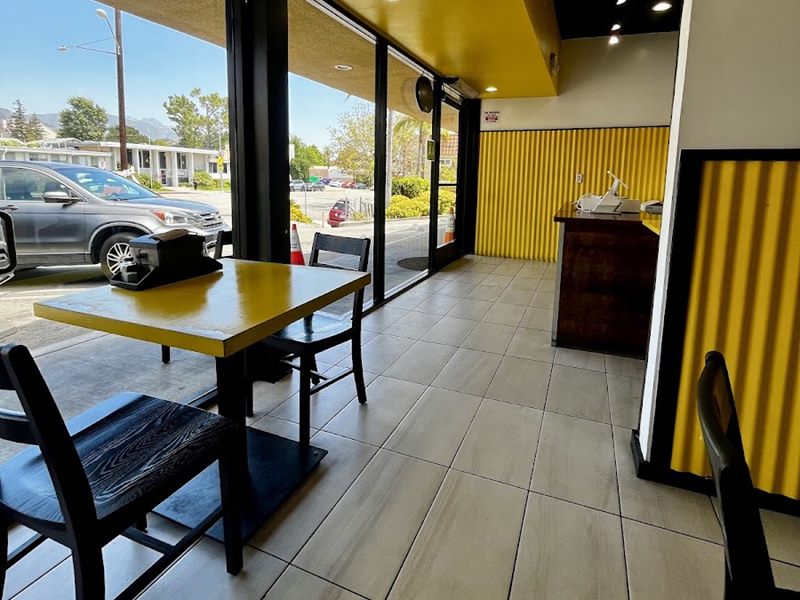 Curbgrill interior